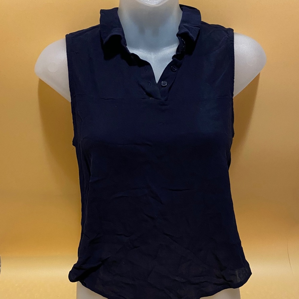 Forever 21 Navy-Blue Sleeveless Blouse